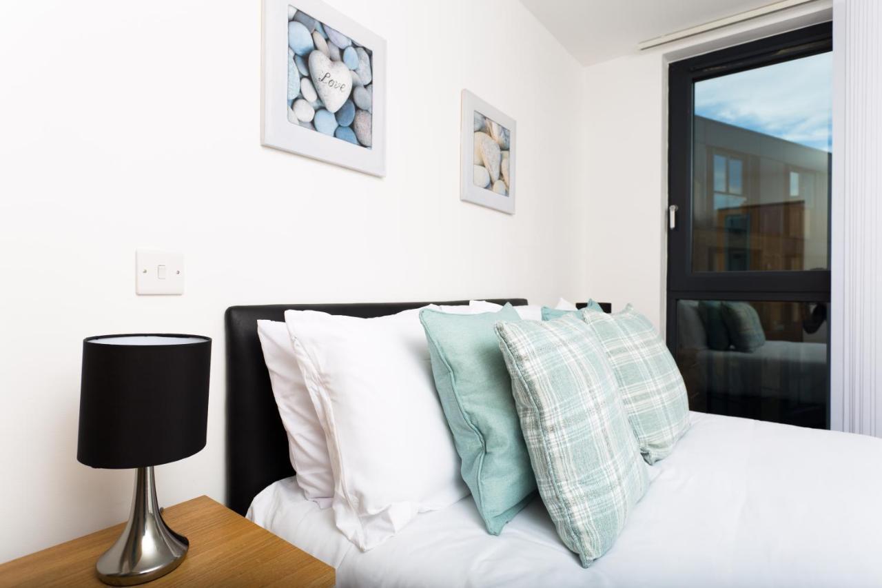 Absolute Stays On Essex - Chinatown - Hippodrome - Alexandra Theatre - Bull Ring - The Rep - B'Ham Intl Airport - Free Wifi - Free Parking - Contractors - Corporates Birmingham Esterno foto