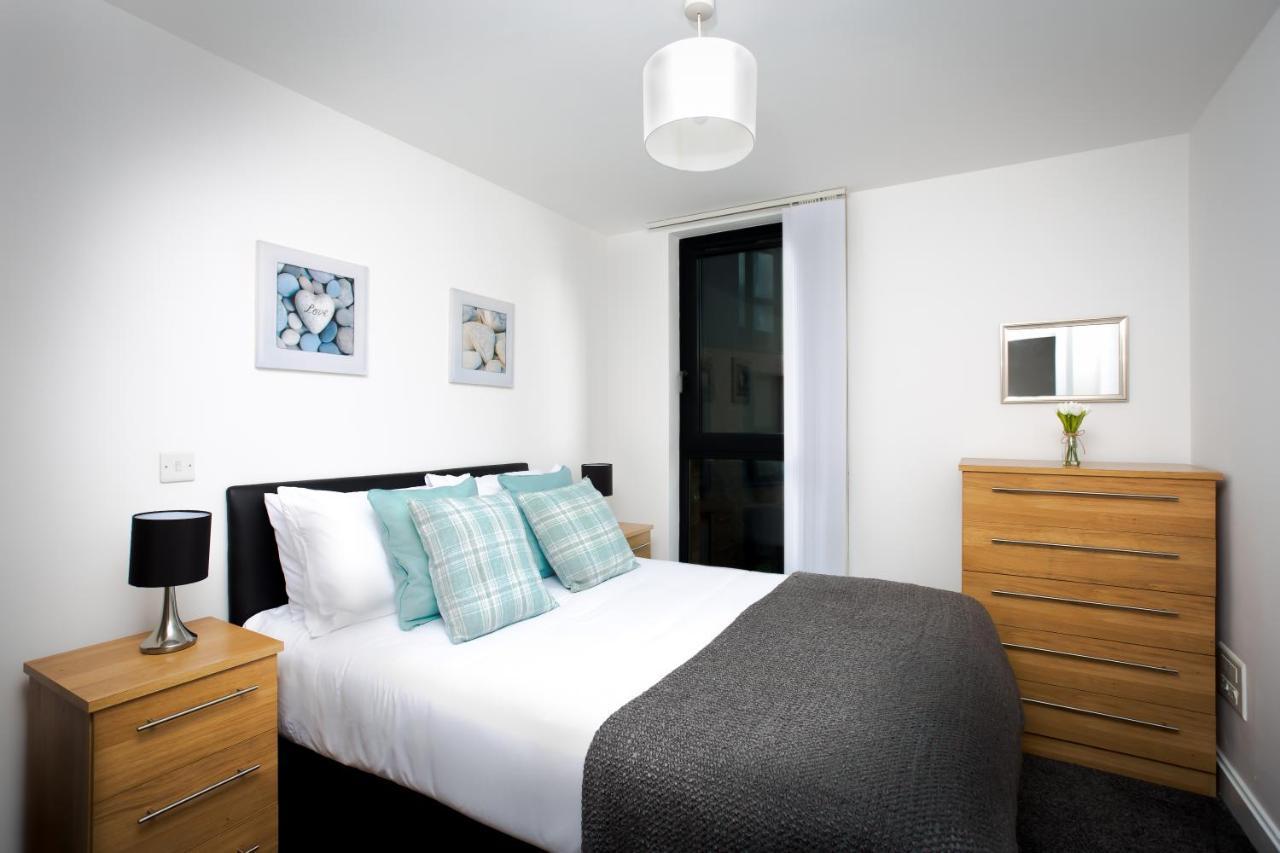 Absolute Stays On Essex - Chinatown - Hippodrome - Alexandra Theatre - Bull Ring - The Rep - B'Ham Intl Airport - Free Wifi - Free Parking - Contractors - Corporates Birmingham Esterno foto